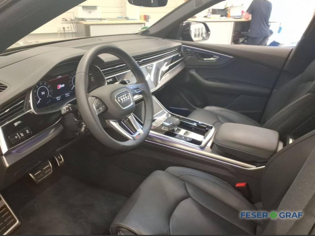 Audi RS Q8