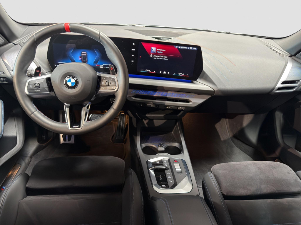 BMW M235