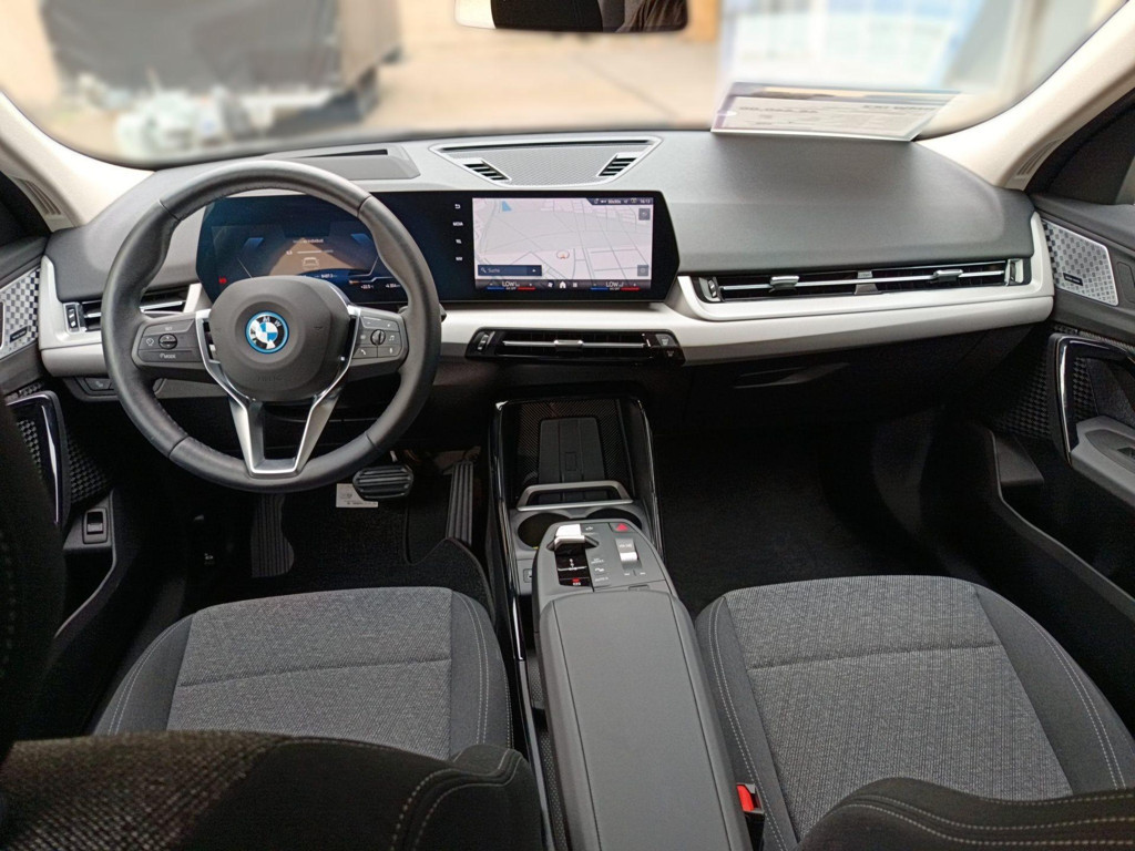 BMW iX2
