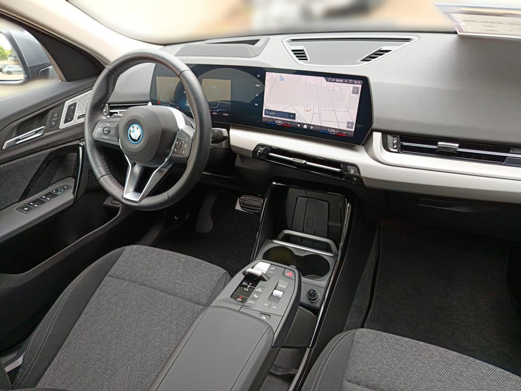 BMW iX2