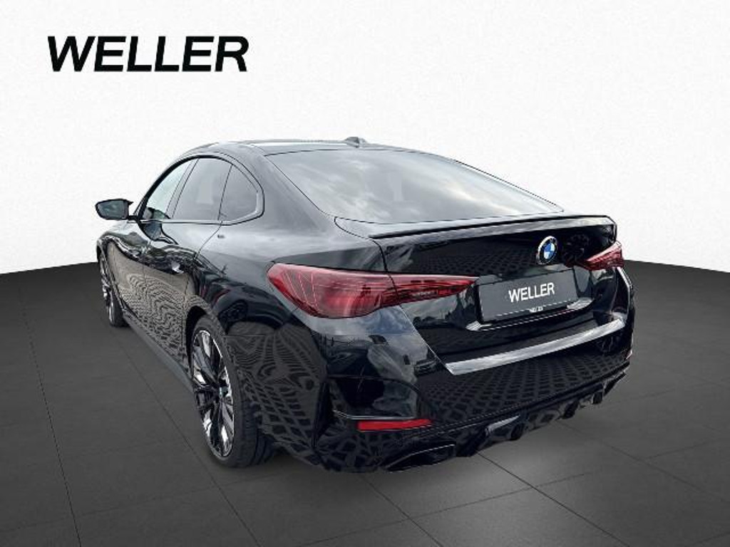 BMW M440