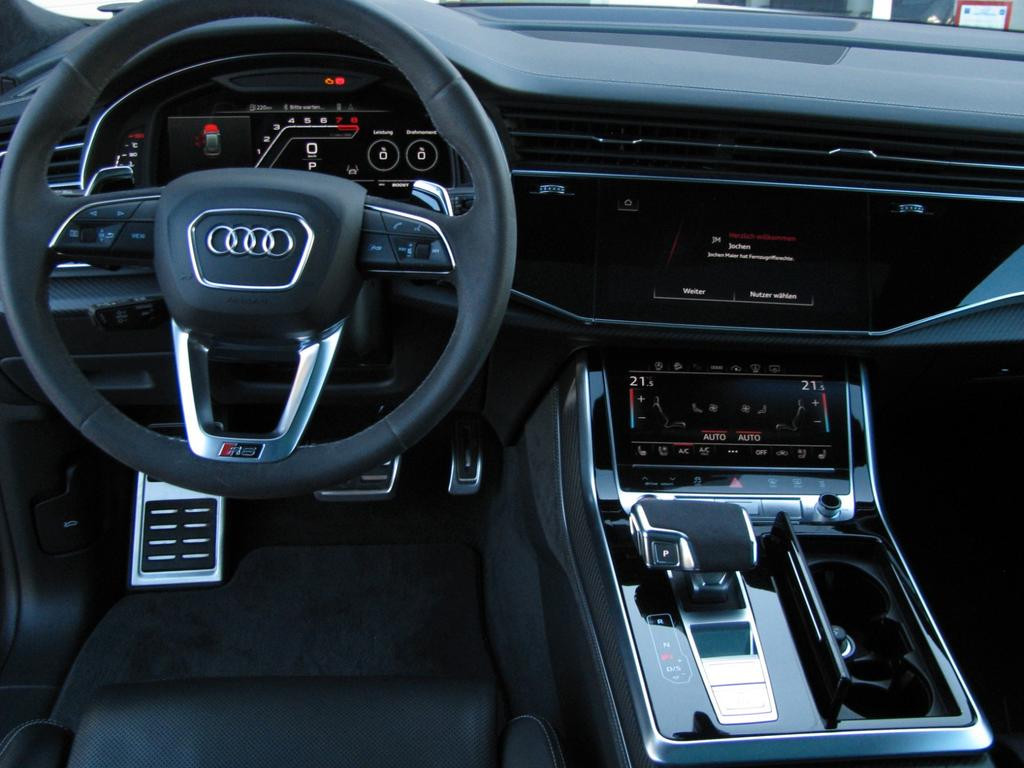 Audi RS Q8
