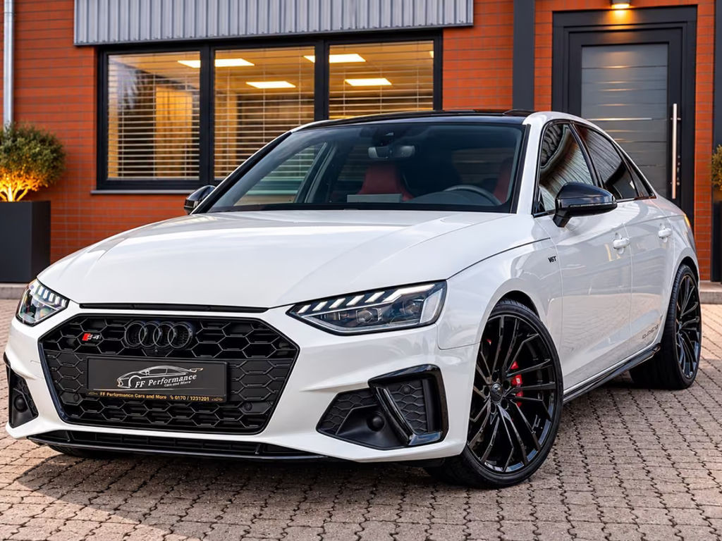 Audi S4 Sedan Quattro