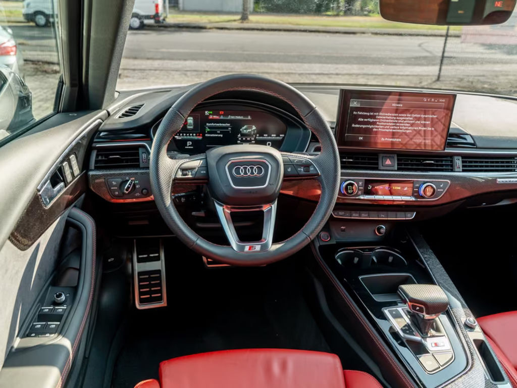 Audi S4