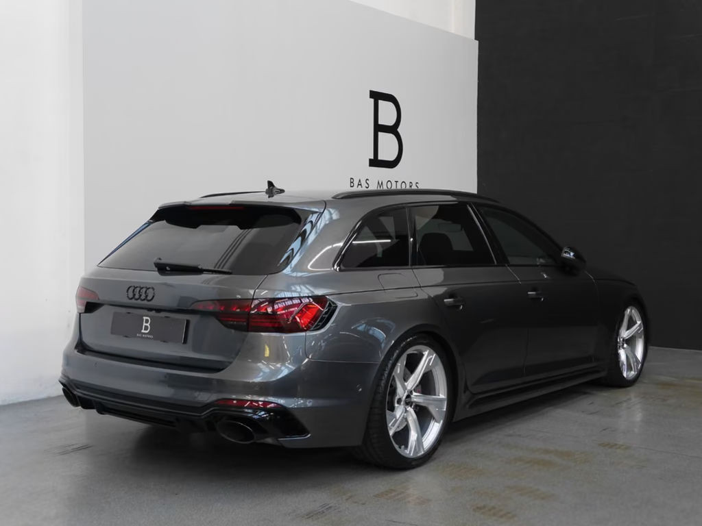 Audi RS4