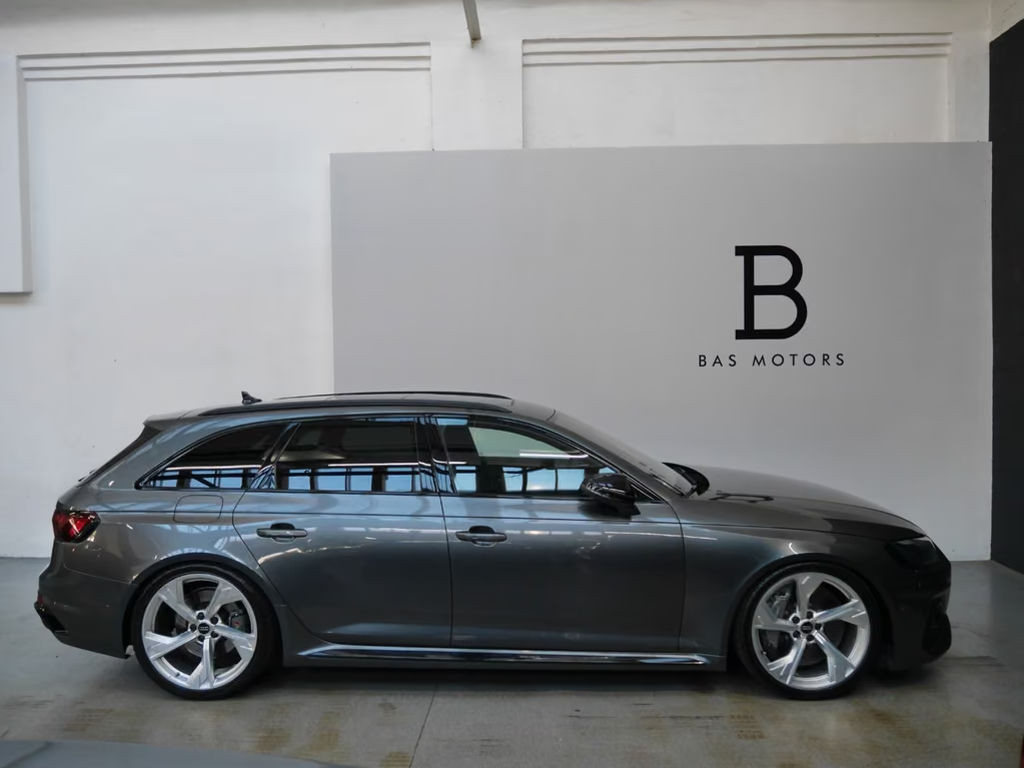 Audi RS4