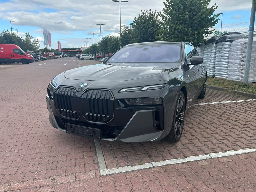 BMW 7 Serie 740 M-Sport xDrive Sedan 740d