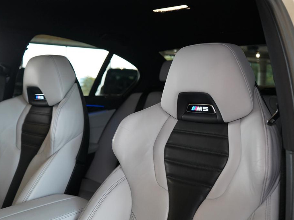 BMW M5
