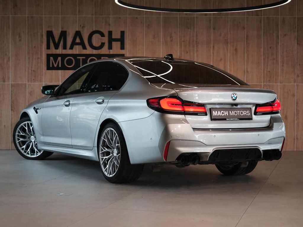 BMW M5