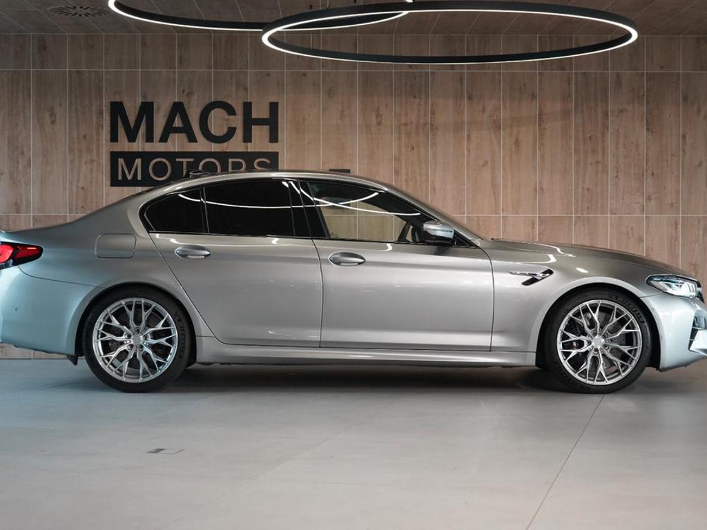 BMW M5