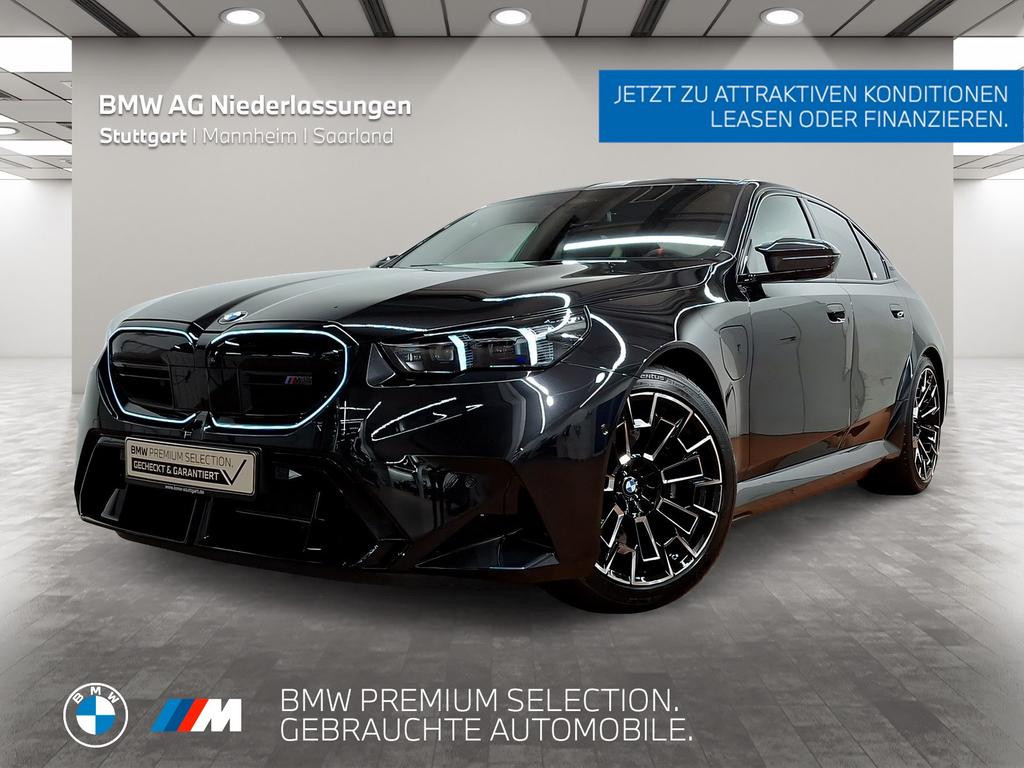 BMW M5 Sedan
