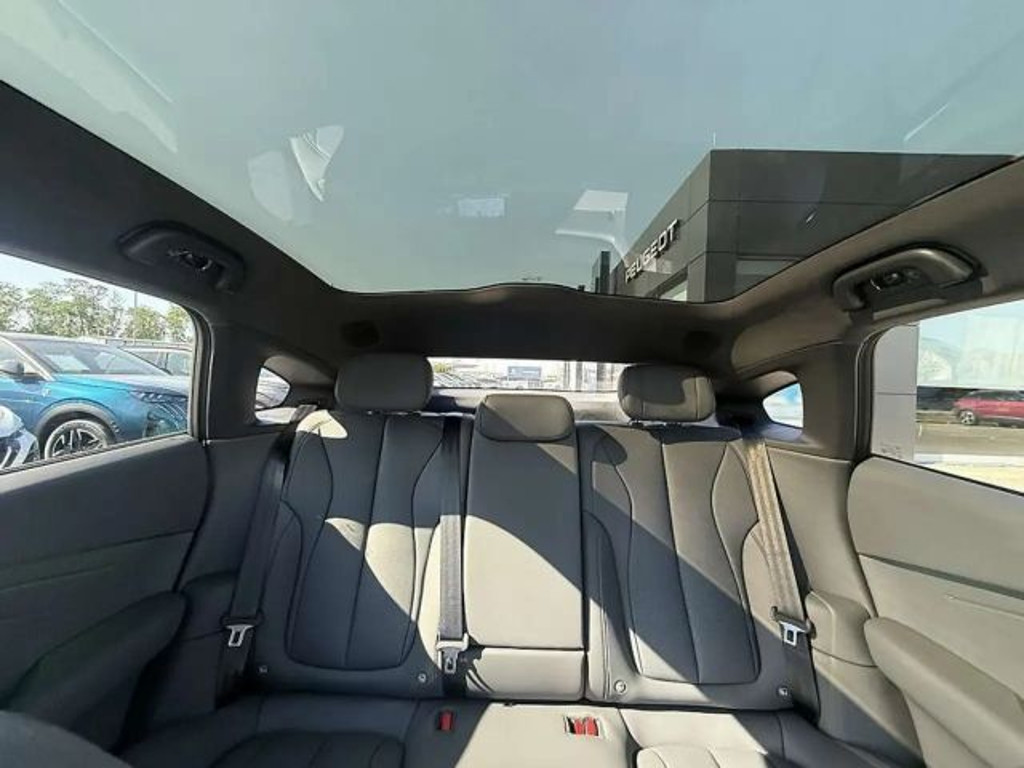 Xpeng P7
