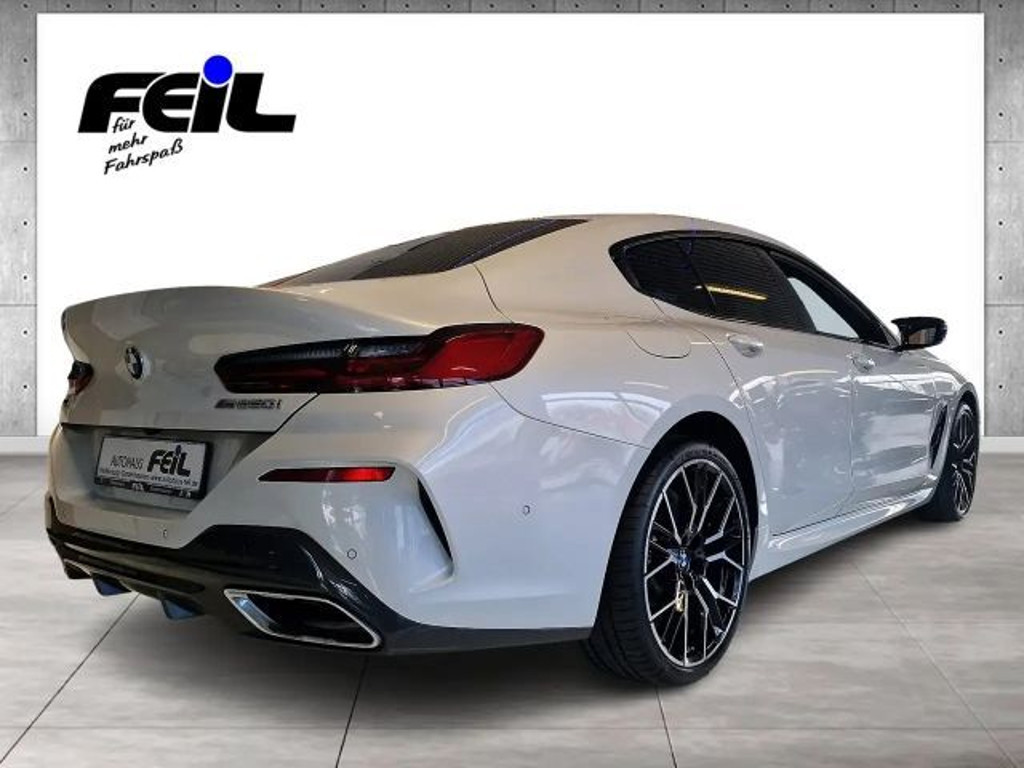BMW M850