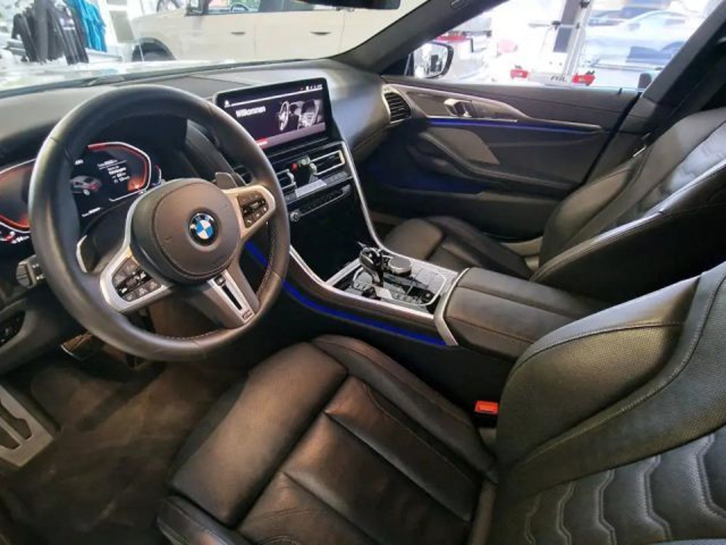 BMW M850
