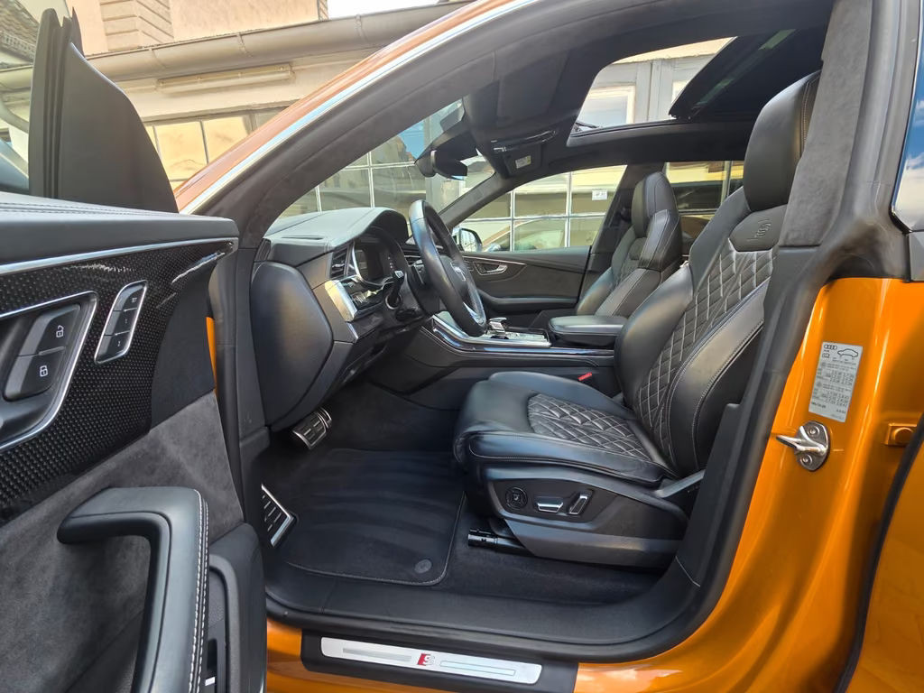 Audi SQ8