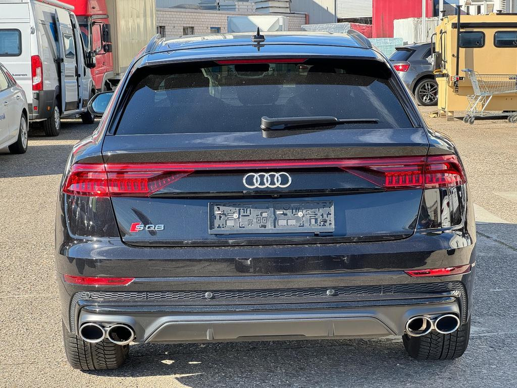 Audi SQ8