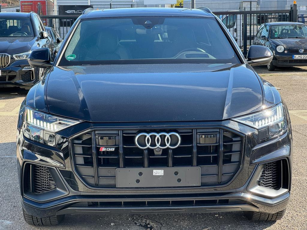 Audi SQ8