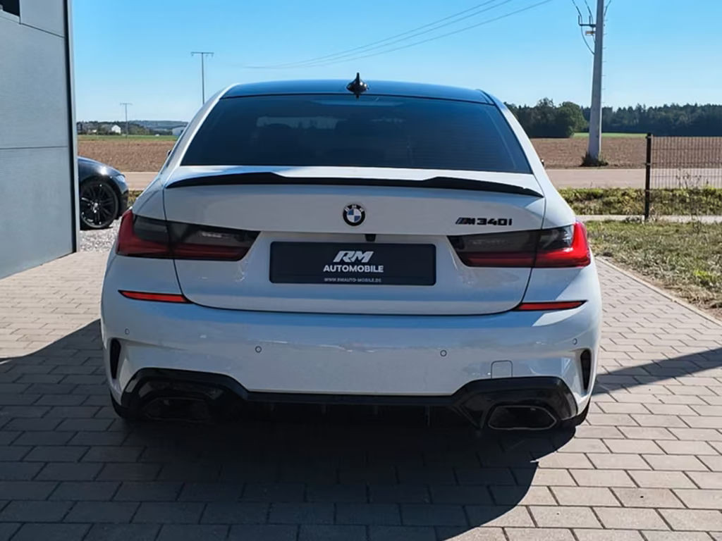 BMW M340