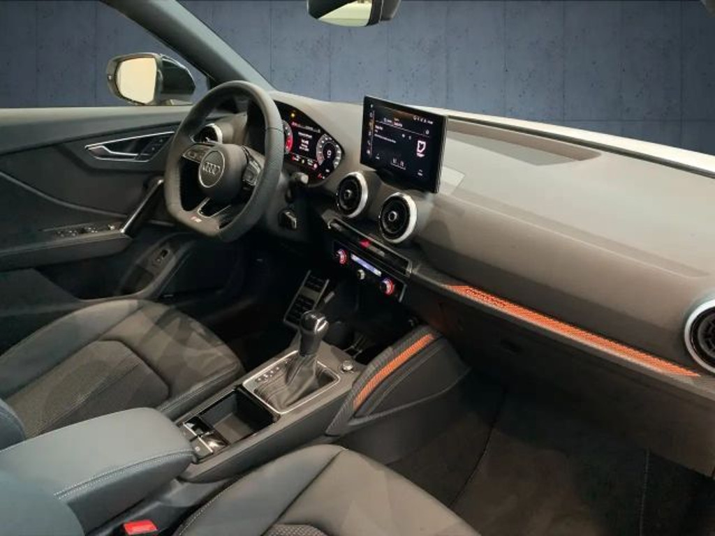 Audi SQ2