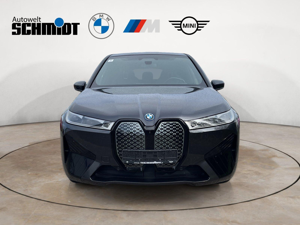 BMW iX xDrive40
