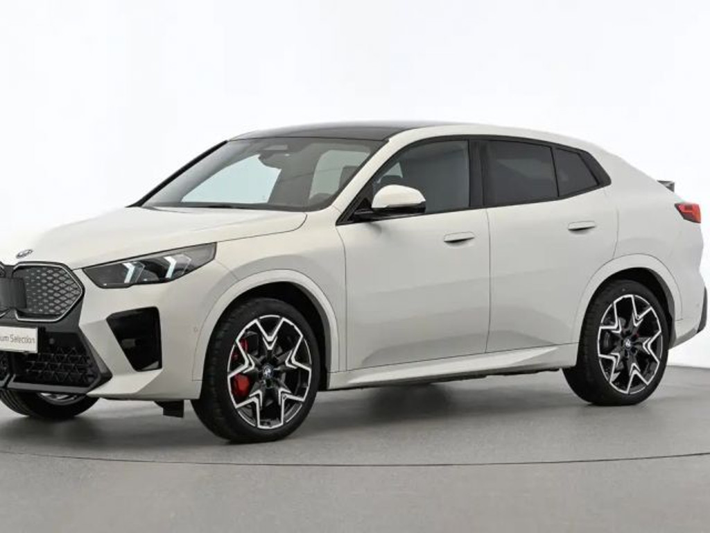 BMW iX2