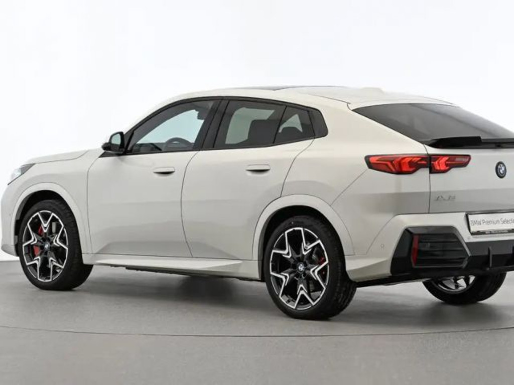 BMW iX2
