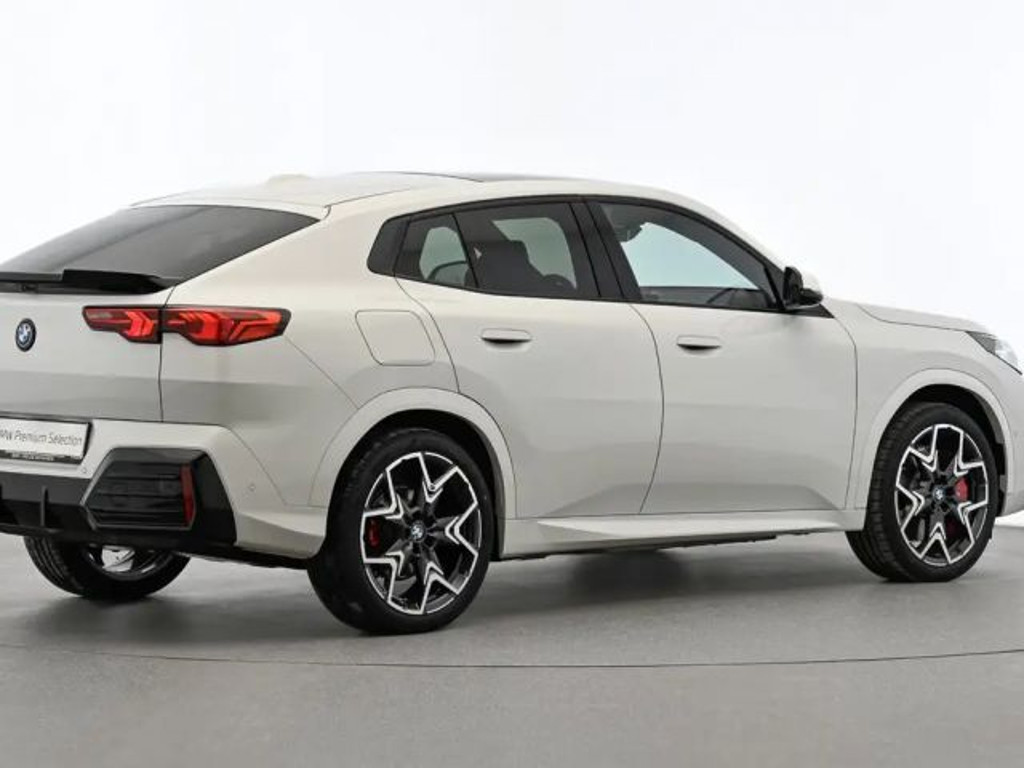 BMW iX2