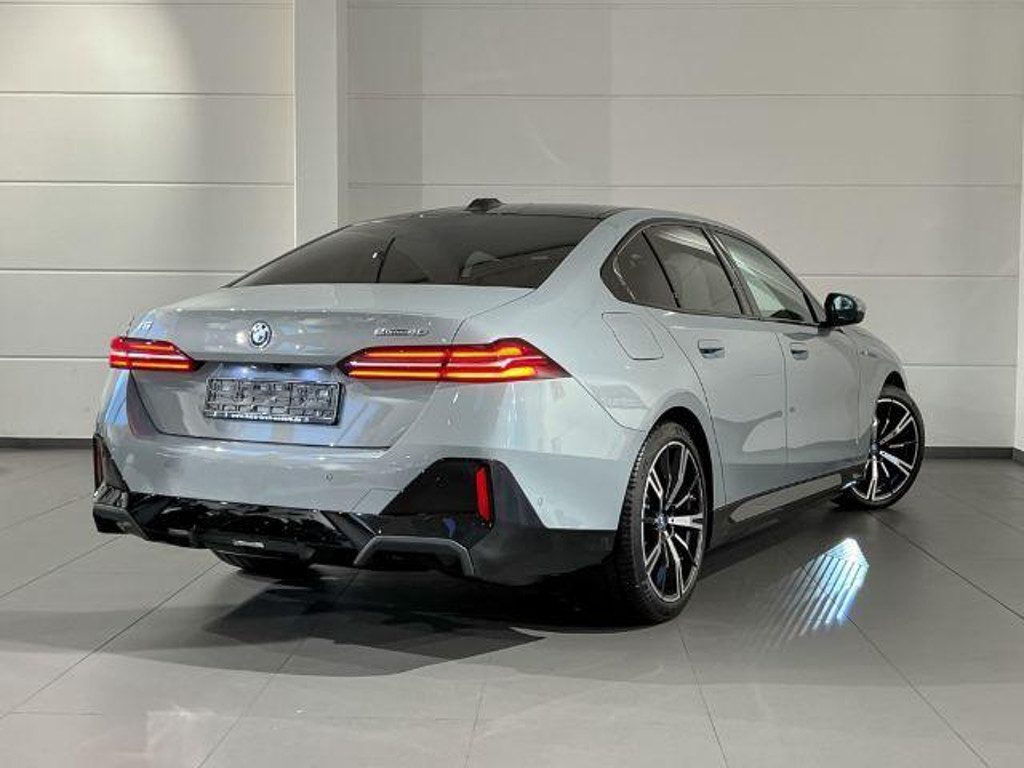 BMW i5 Sedan eDrive40
