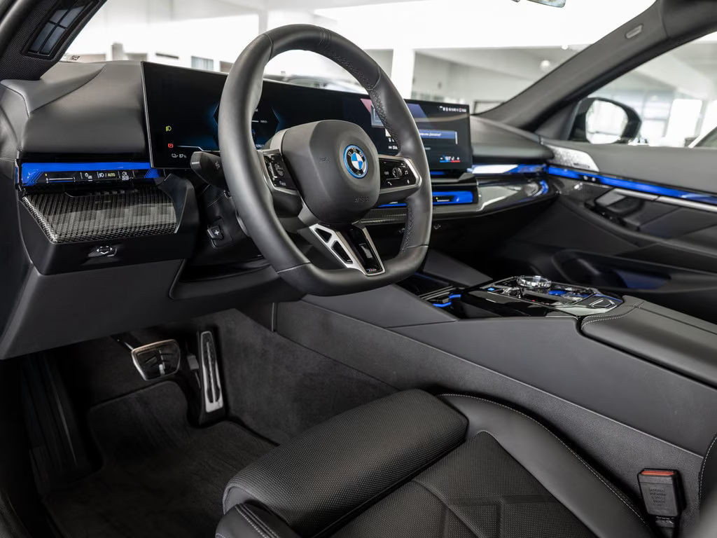BMW i5