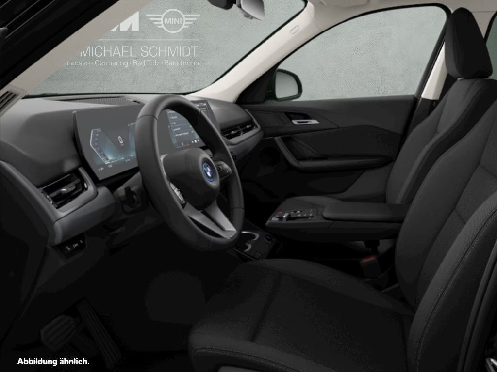 BMW iX1