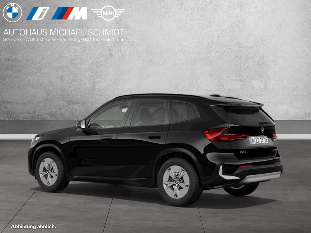 BMW iX1