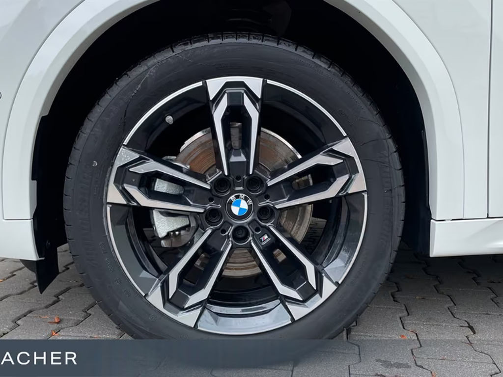 BMW iX2