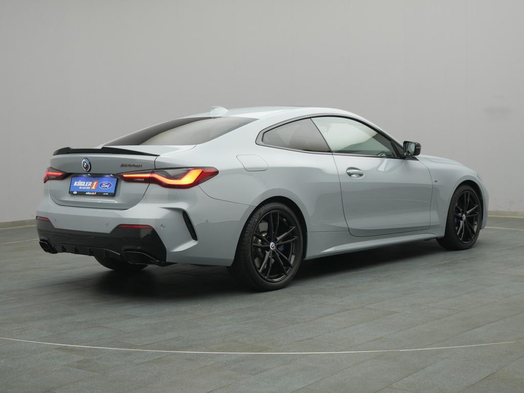 BMW M440