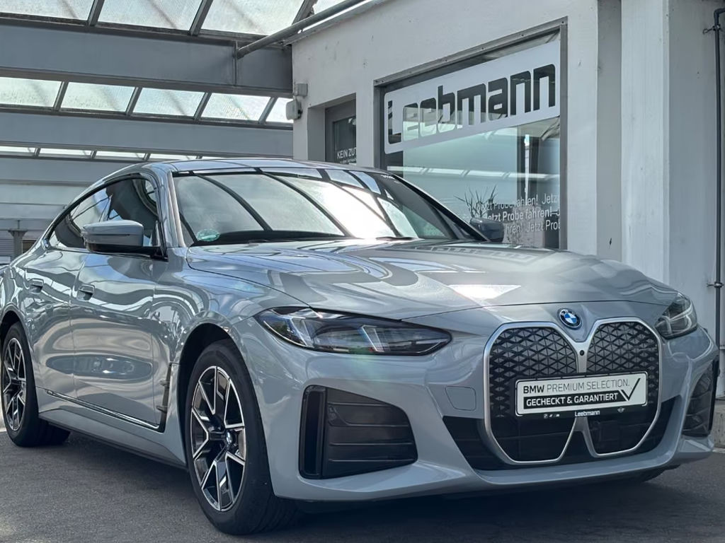 BMW i4