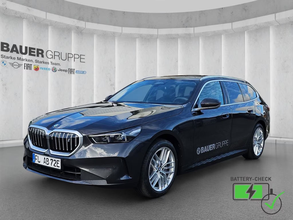 BMW i5 Touring eDrive40