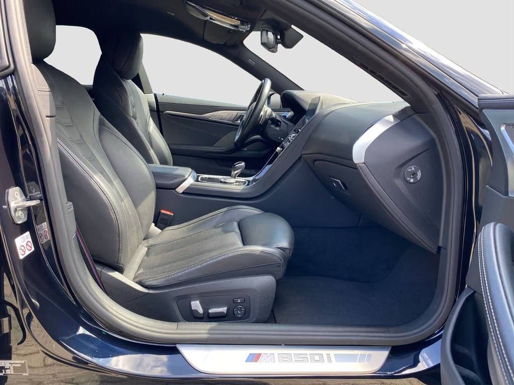 BMW M850