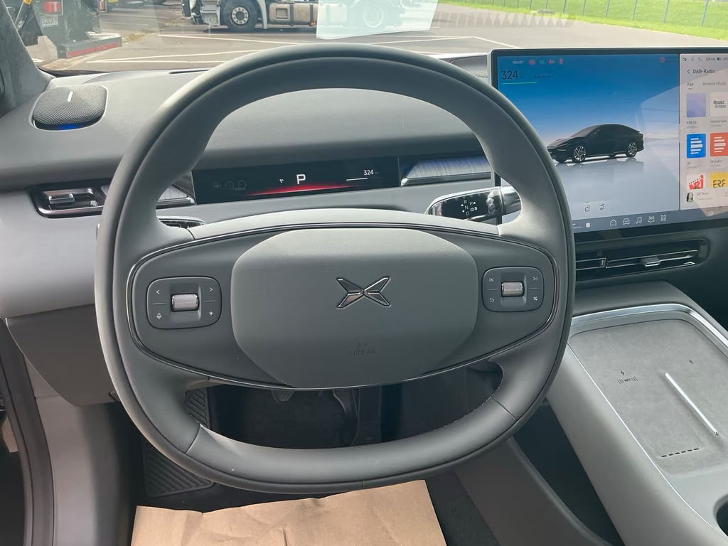 Xpeng P7
