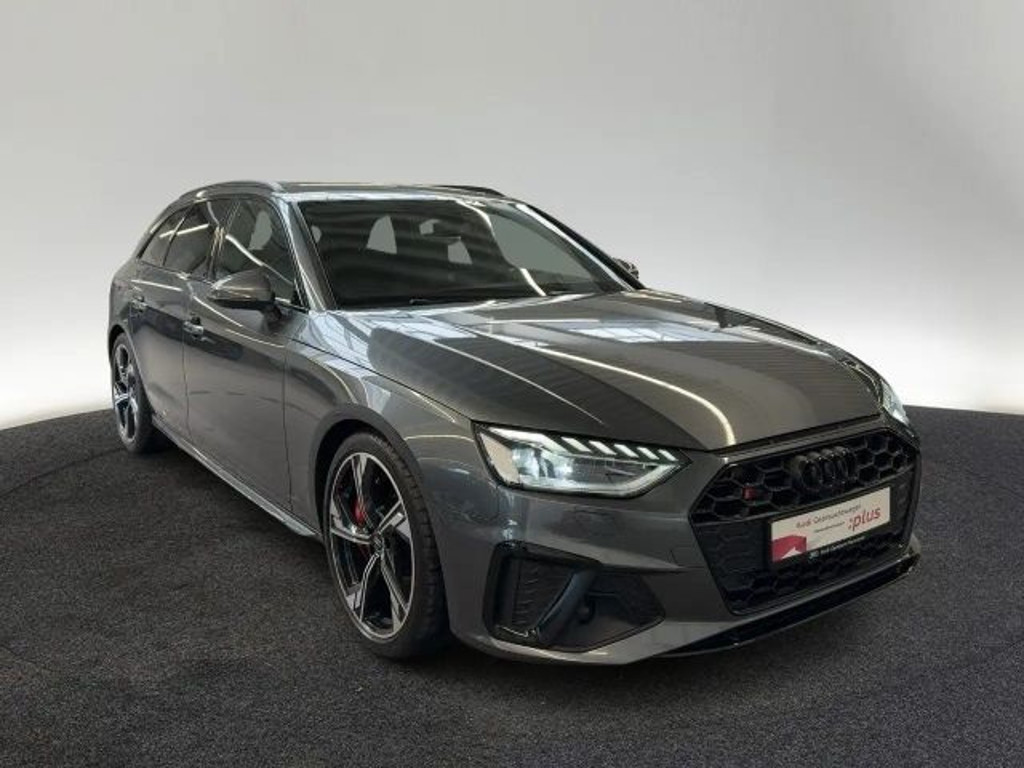 Audi S4
