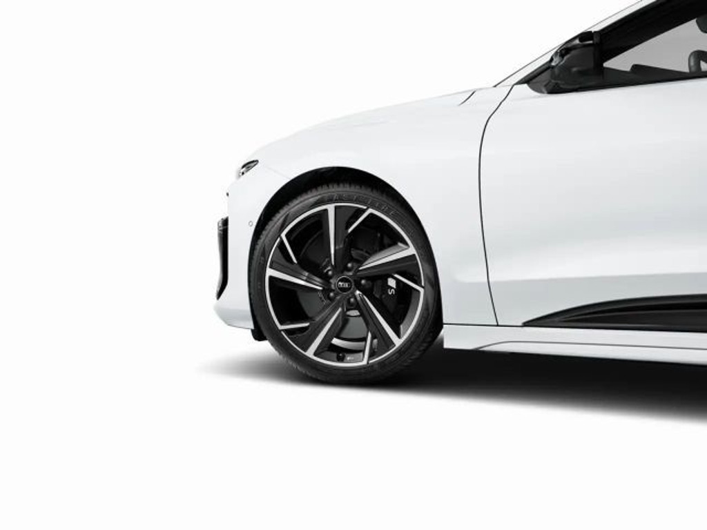 Audi S6 e-tron