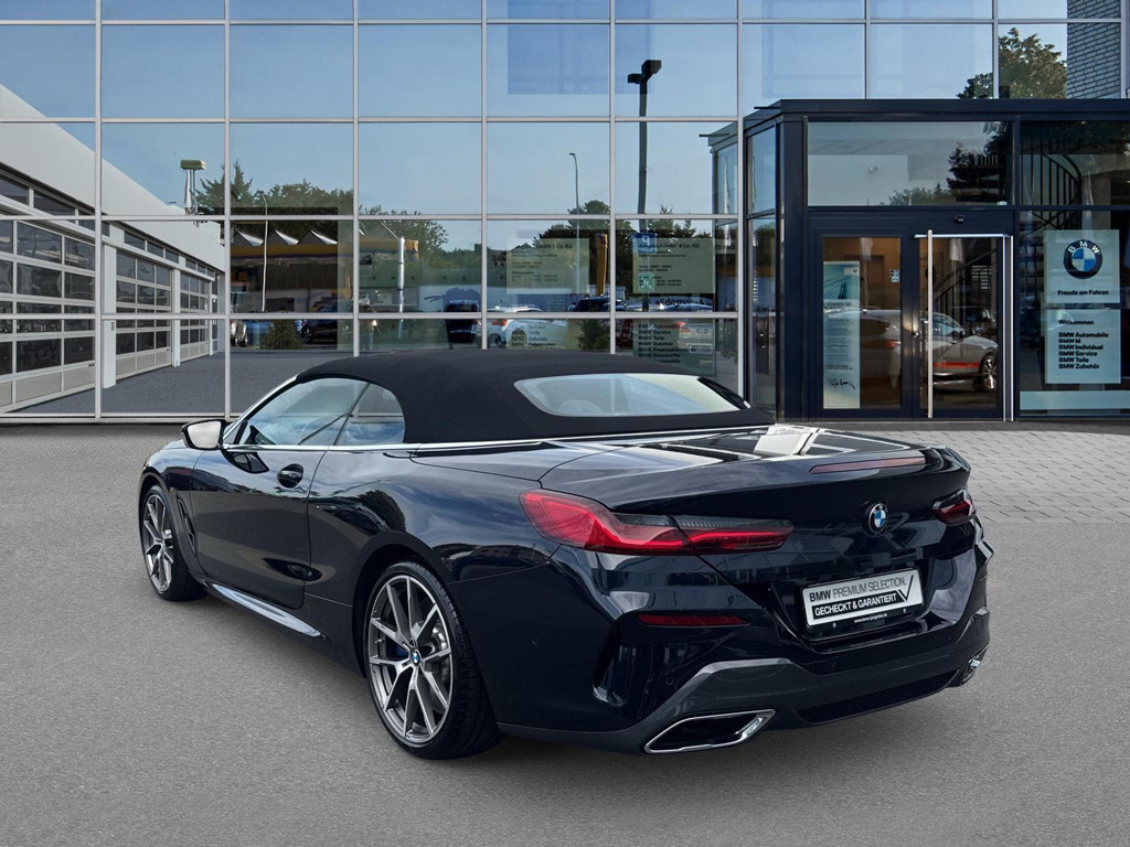 BMW M850