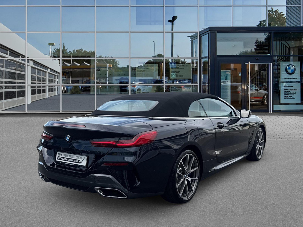 BMW M850