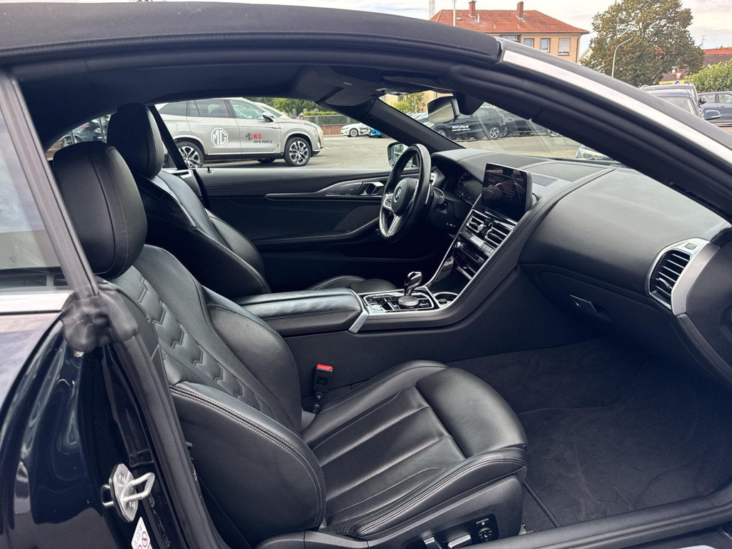 BMW M850