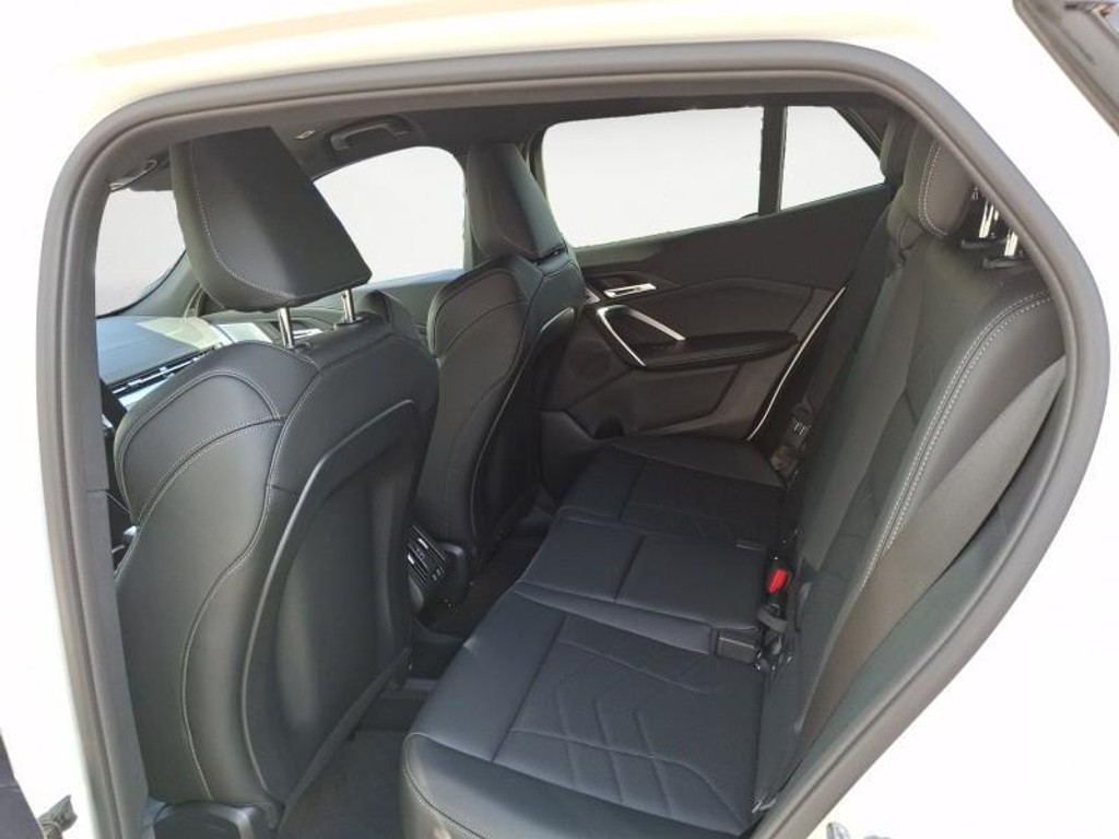 BMW iX2