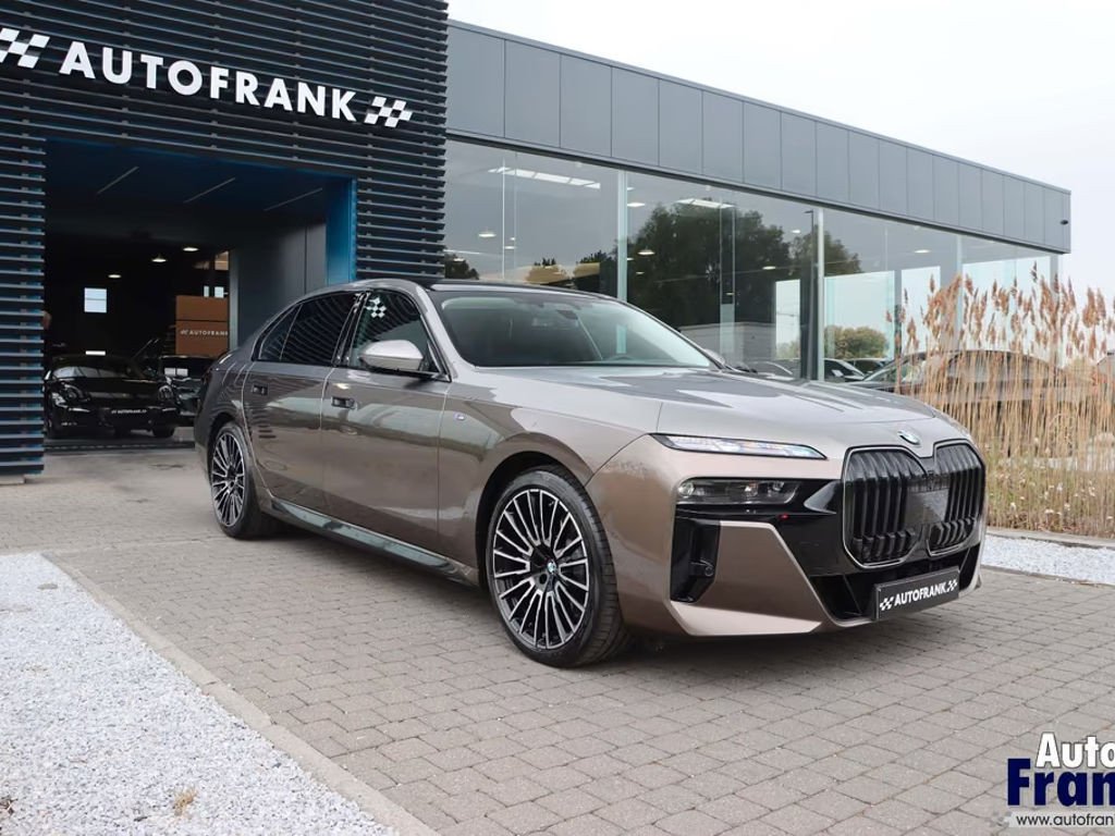 BMW 7 Serie 740 M-Sport Sedan 740d
