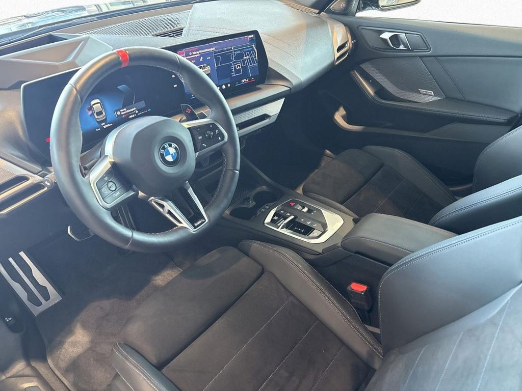 BMW M235