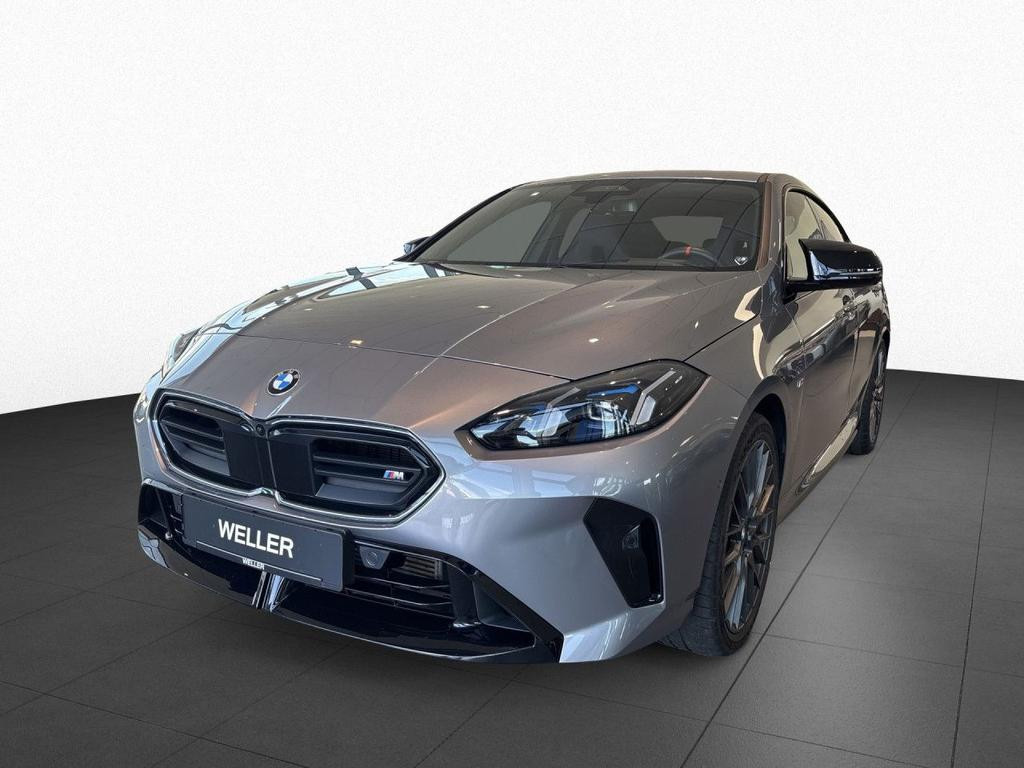 BMW M235