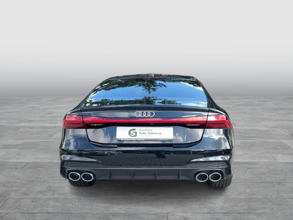 Audi S7