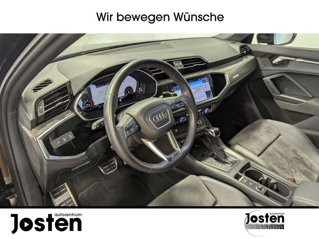 Audi RS Q3