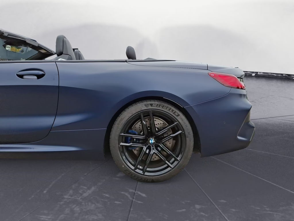 BMW M8