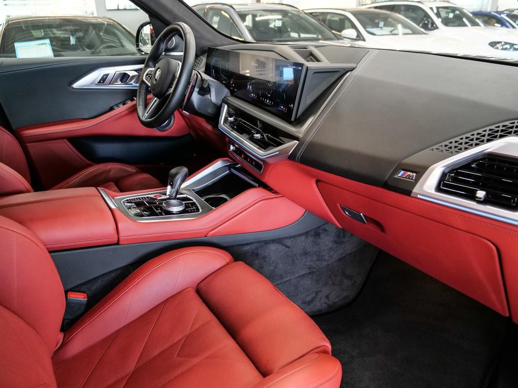 BMW XM